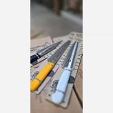 چاقو اکبری مدل PP87B دسته پلاستیک